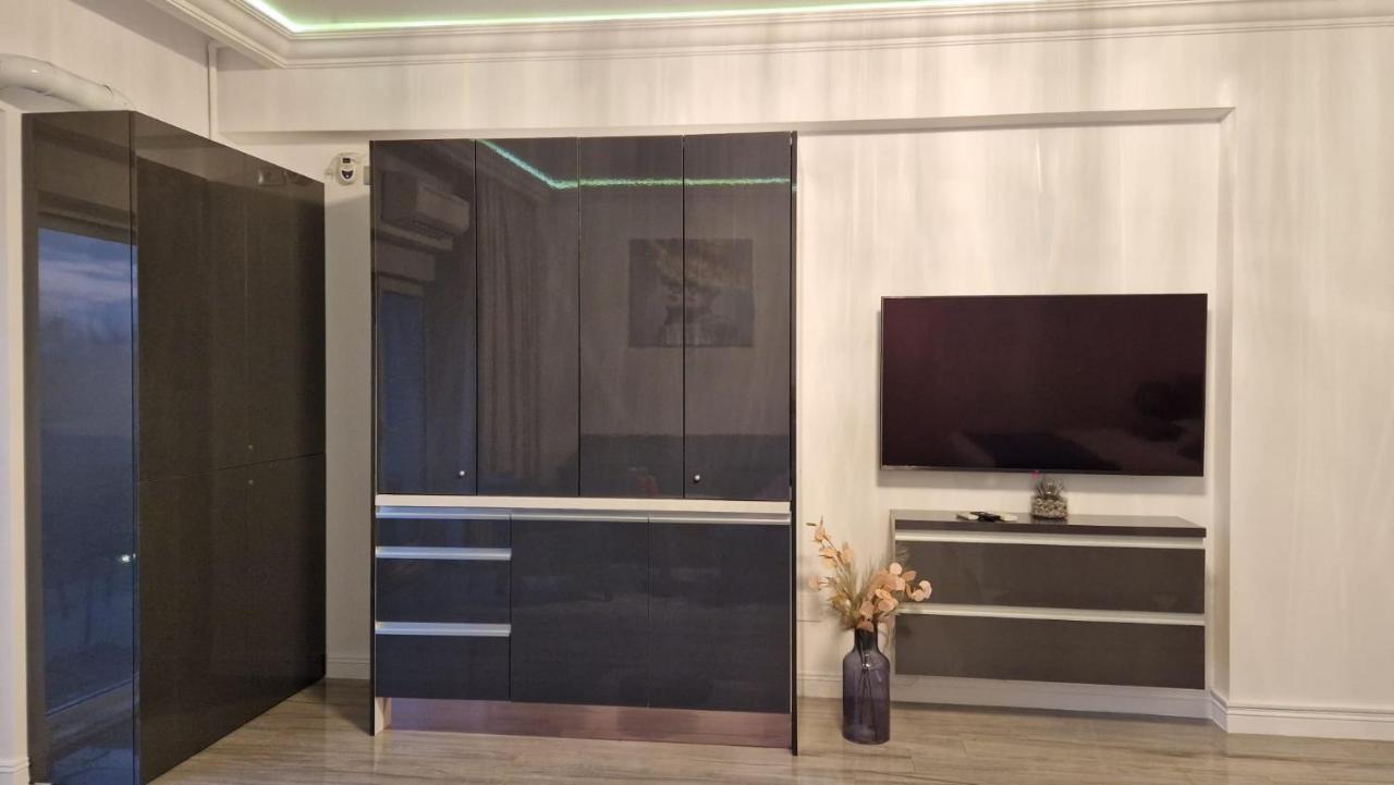 White Tower - Private Studio 106 Mamaia Exteriér fotografie