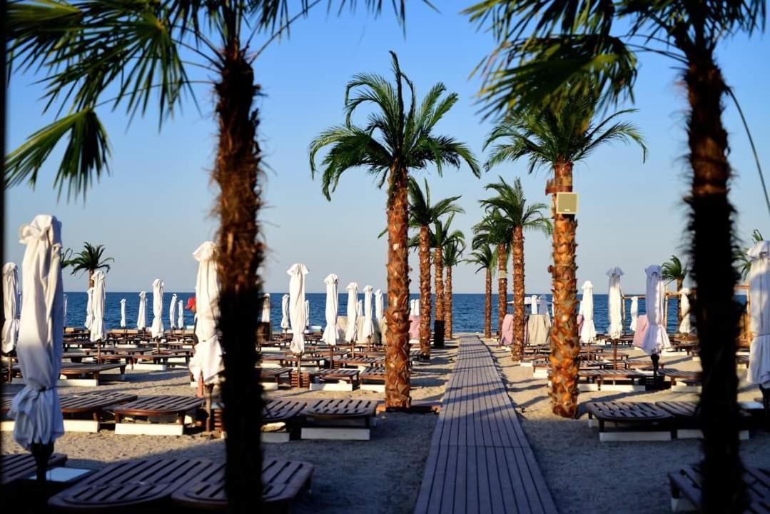 White Tower - Private Studio 106 Mamaia Exteriér fotografie